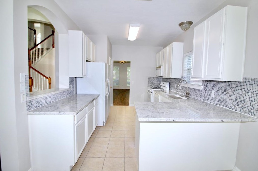 3823 Aerial Brook Trl, Fresno, TX 77545