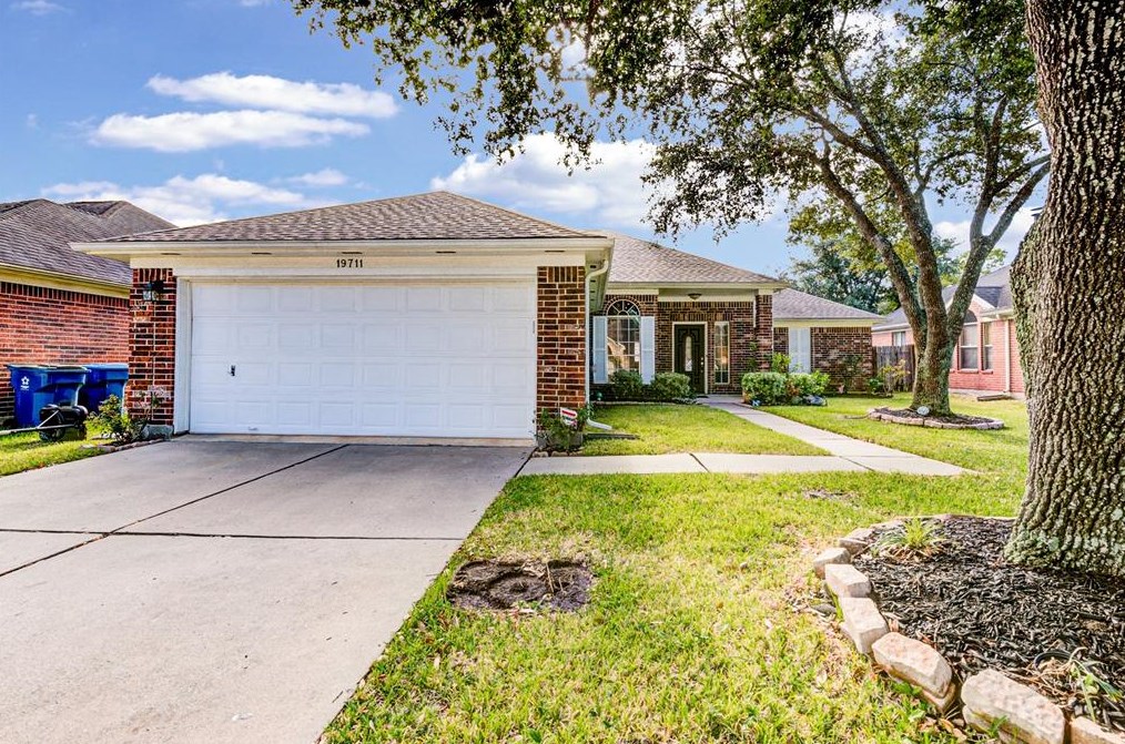 19711 Vernier Woods Ln, Spring, TX 77379