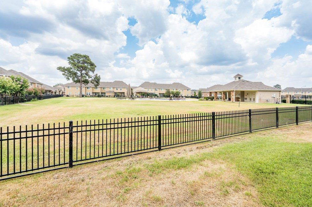 18714 Serenity Loch Dr, Spring, TX 77379-3511