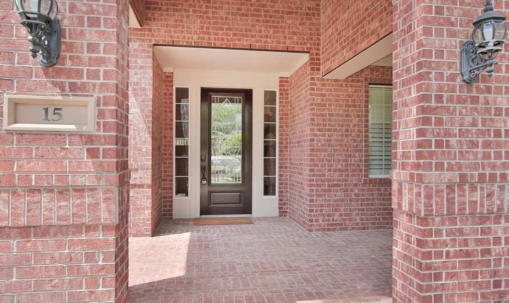 15 Graylin Woods Pl, Spring TX  77382-1784 exterior