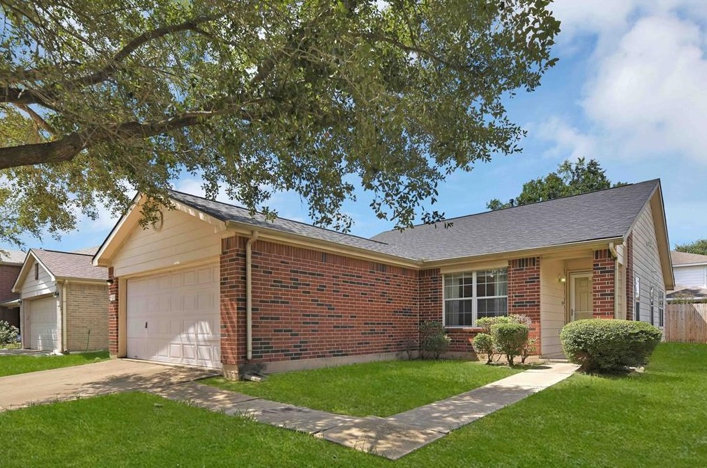6419 Mildenhall Ct, Houston, TX 77084-6557