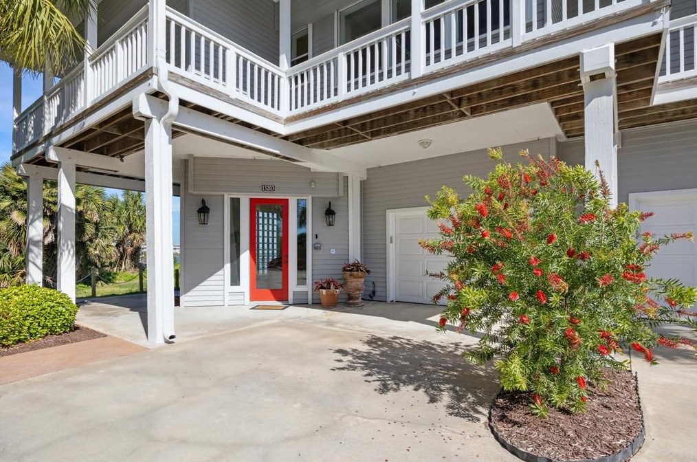 13203 Binnacle Way, Galveston, TX 77554-6278