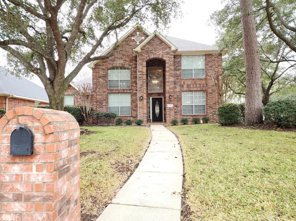17323 Ginger Fields Ln, Tomball, TX 77377