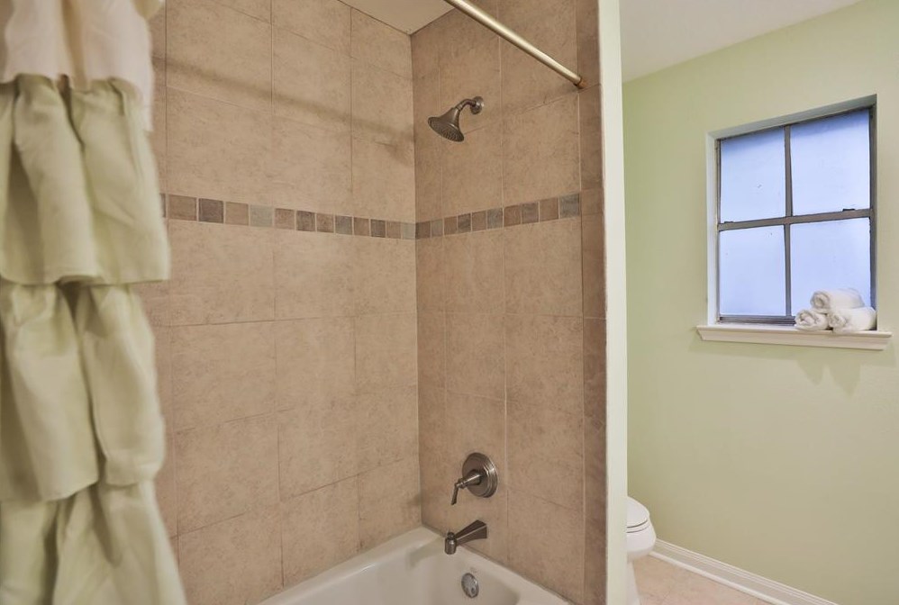 14119 Cypress Frst Dr, Houston TX  77070-4013 exterior