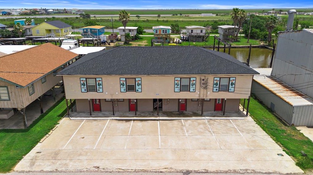 220 Marine Way #3, Jones Creek, TX 77541