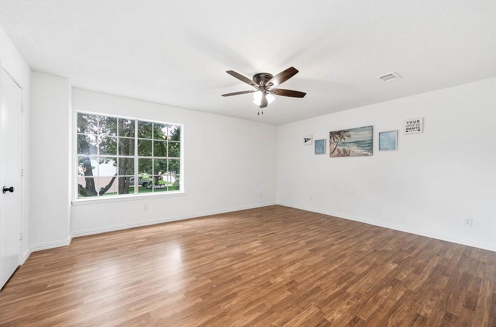 2715 Woodcreek Mdw Ln, Houston TX  77073-3149 exterior