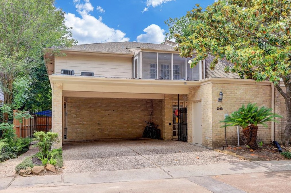 201 Vanderpool Ln Apt 98, Houston, TX 77024