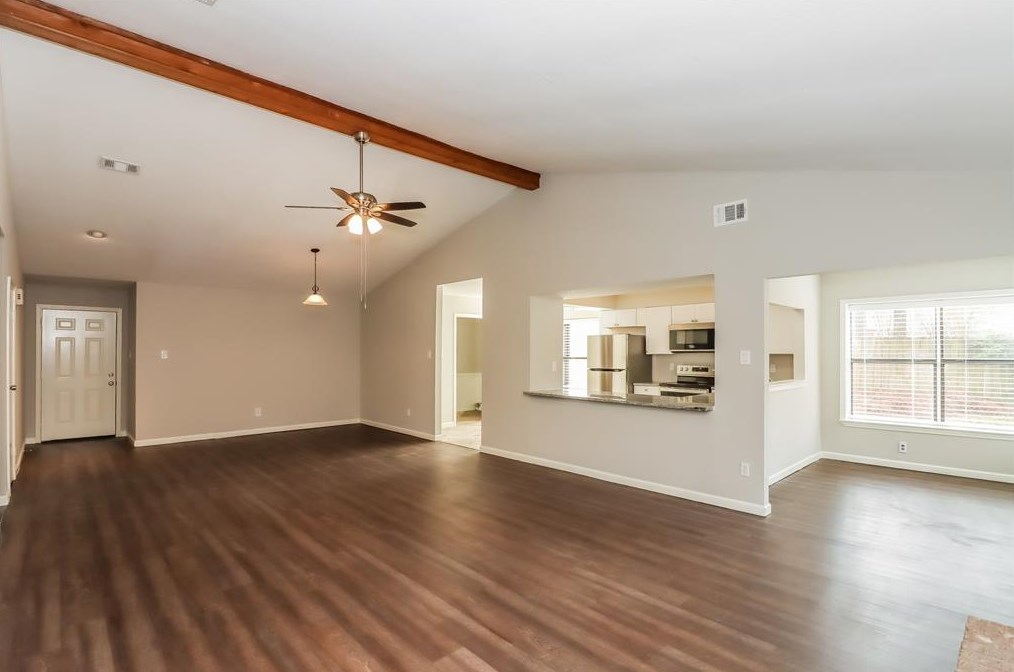 7 Black Cherry Ct, Spring, TX 77381