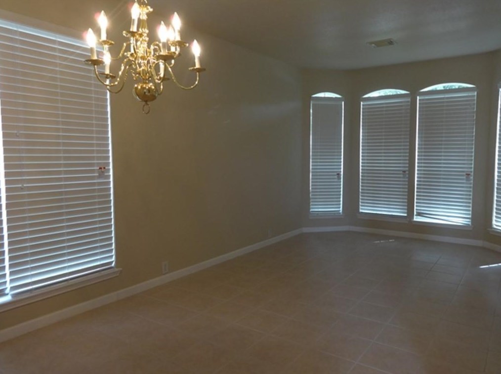 19714 Oakwood Falls Trl, Houston, TX 77084