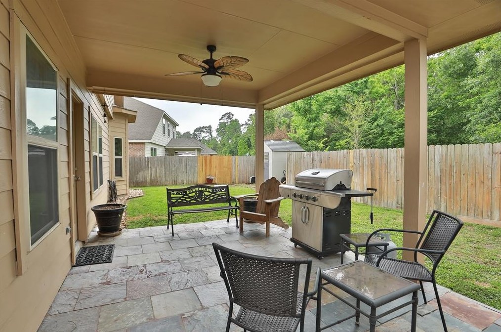 20555 Bonds Creek Ln, Spring, TX 77388-2541