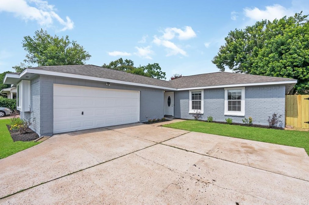 16606 Quiet Quail Dr, Missouri City, TX 77489