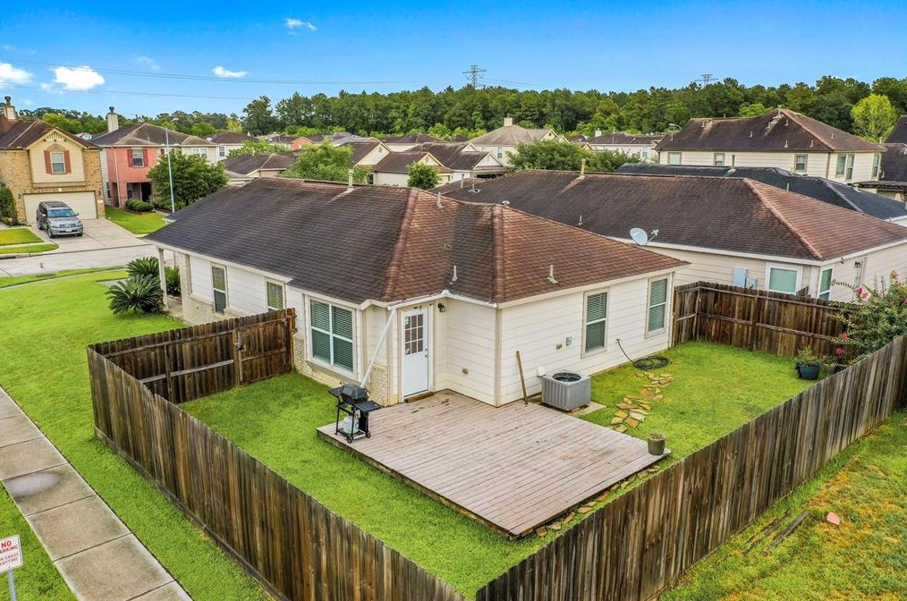 3023 Ribbon Creek Way, Spring TX  77389-2601 exterior