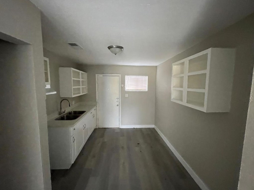 7817 Glass St, Houston TX  77016-6244 exterior