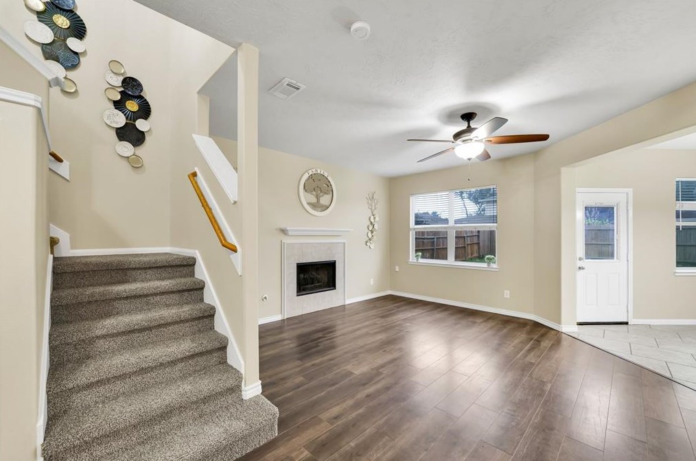 9322 Colt Cyn Ln, Houston TX  77089-5640 exterior