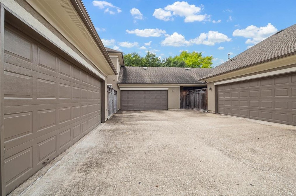 4337 Lk Run Dr, Missouri City TX  77459-3260 exterior