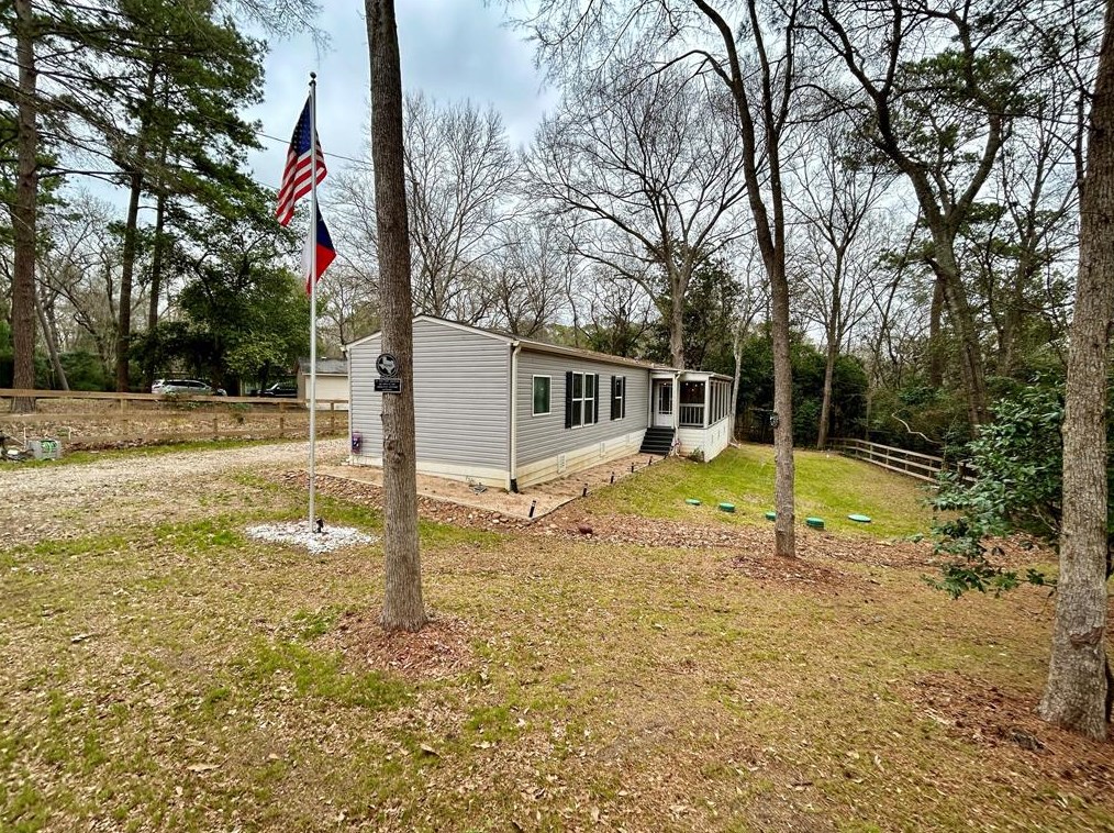 12984 Royal Lake Dr, Conroe, TX 77303