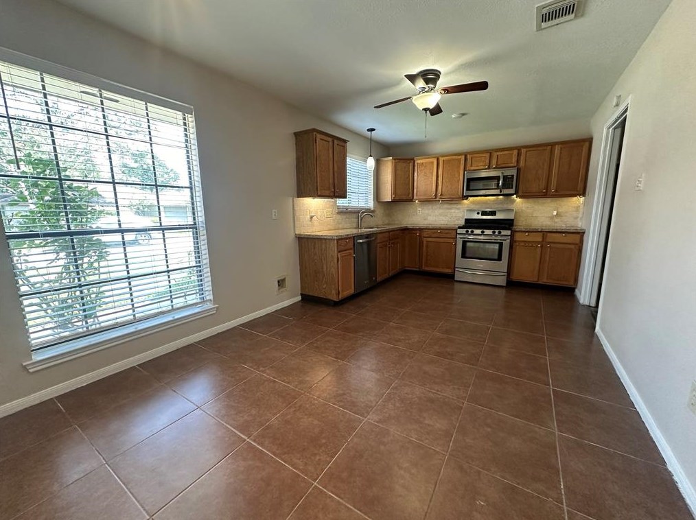 20715 Treshire Ln, Spring TX  77388-2853 exterior