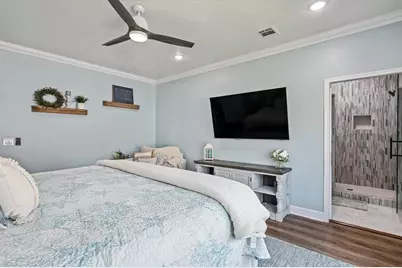 1981 Ave I, Crystal Beach, TX 77650 - Photo 18