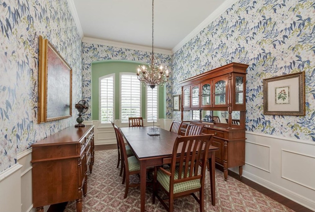 1105 Lakewood Hl Ter, Austin TX  78732-2387 exterior