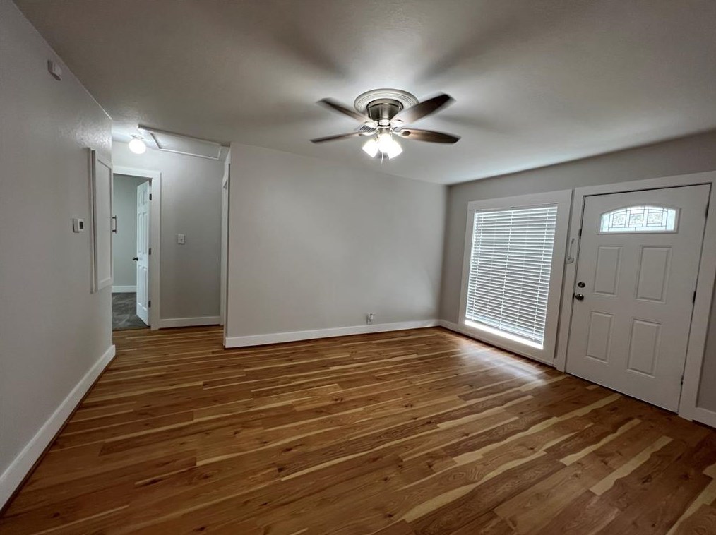 56 Lantana Ct, Richwood, TX 77566