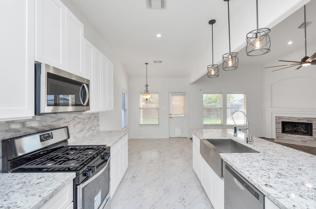 25223 Bright Hollow Ln, Katy, TX 77494