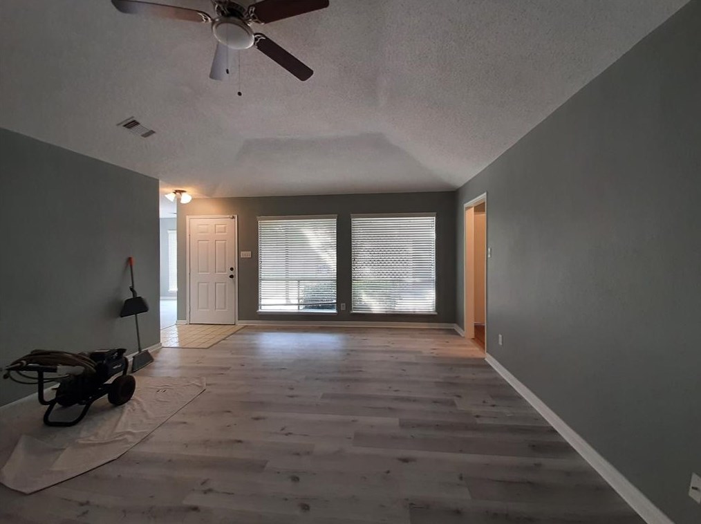 6806 Enns Ln, Spring, TX 77379