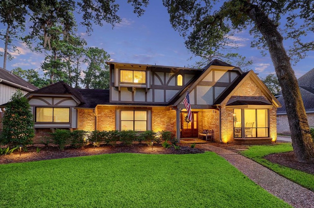 11723 Laneview Dr, Houston, TX 77070-2511