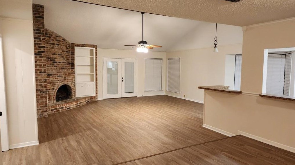 9538 Ravensworth Dr, Houston, TX 77031