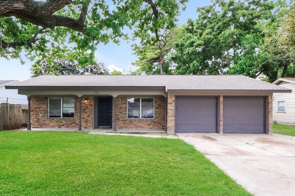 431 W Sunnyside St, Houston, TX 77076