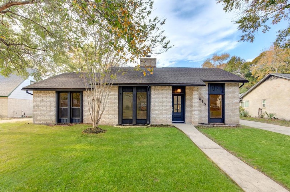 4015 Pecan Knoll Dr, Humble, TX 77339