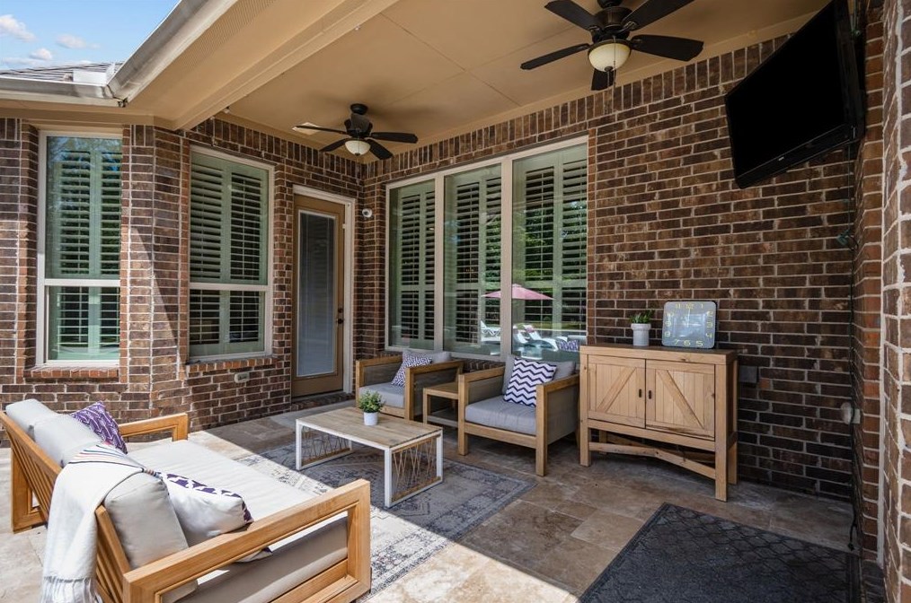 19 Lufberry Pl, Tomball, TX 77375