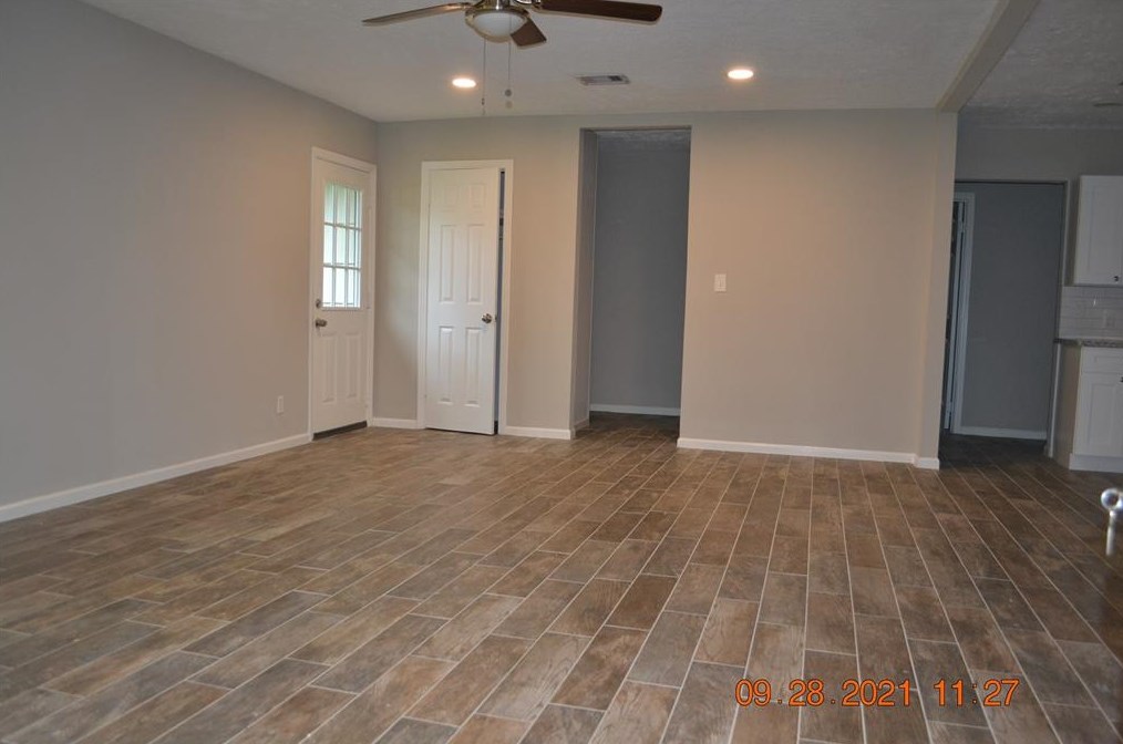 1008 Frances Dr, Richmond, TX 77471