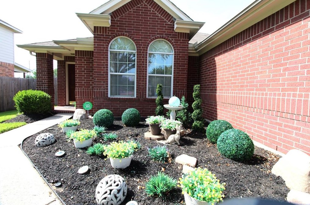 3014 Spring Flower Ln, Spring TX  77388-5519 exterior