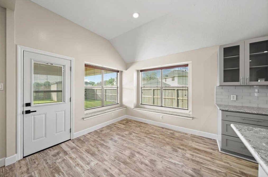 3831 Edgewood Hill Ct, Fresno, TX 77545