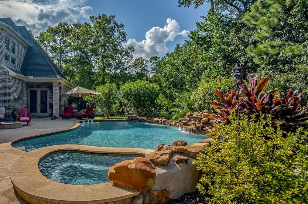 27502 Apple Ct, Spring, TX 77386-3376