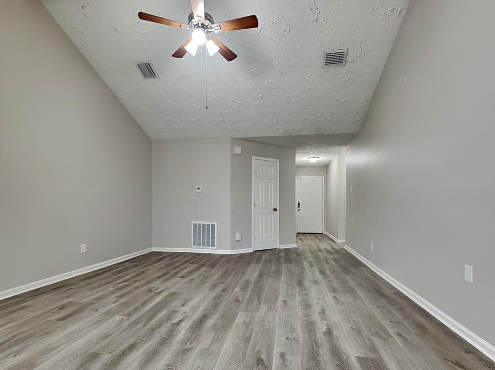 8646 Pearl Point St, Houston, TX 77044