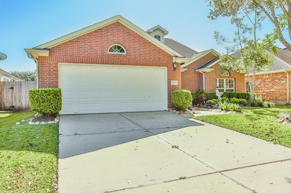 10918 Tattershall Ln, Missouri City, TX 77459