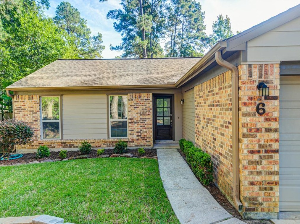 6 Lyrebird Dr, Spring, TX 77380-1816