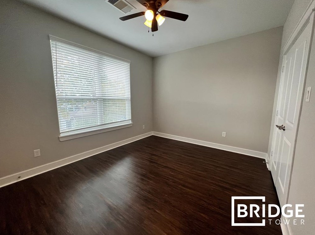 711 E 28th St #c, Houston, TX 77009