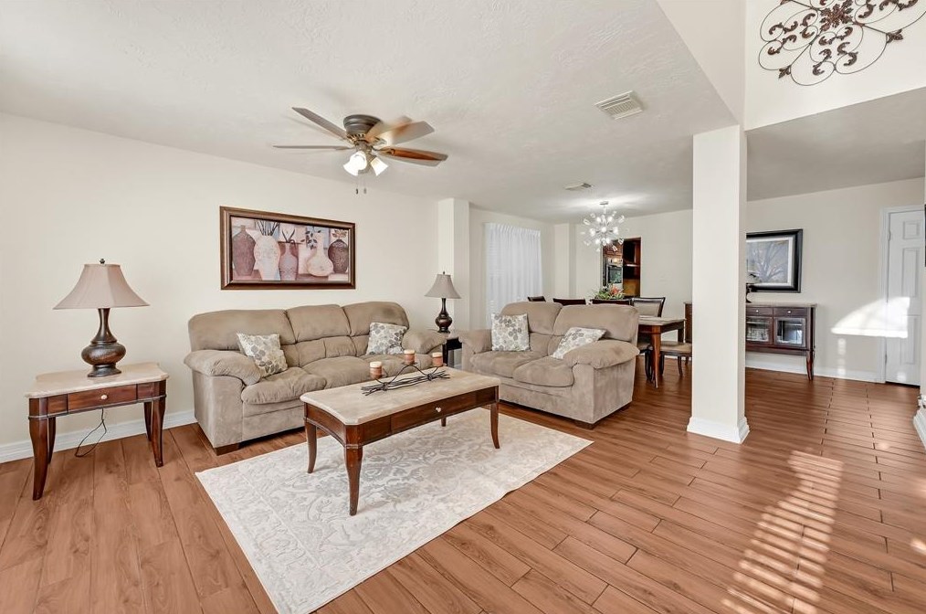 262 Normandy St, Houston TX  77015-2000 exterior