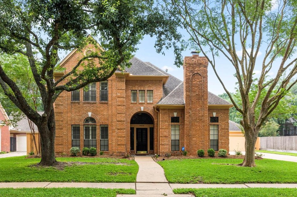 14602 Wisteria Hollow Ln, Houston, TX 77062-2309