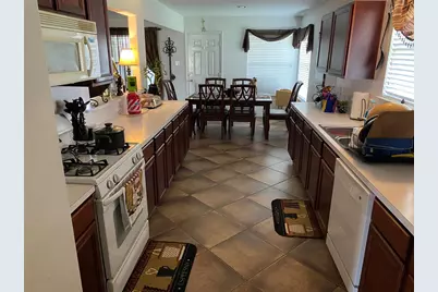 7706 Cloverlake Court, Houston, TX 77040 - Photo 12