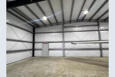 8814 Taxiway Three, Manvel, TX 77578 - Photo 6