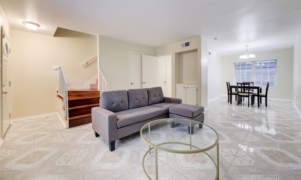 515 Tallowood Rd #22, Houston, TX 77024