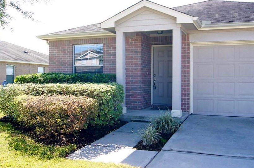 19331 Camerons Camp Dr, Richmond, TX 77407
