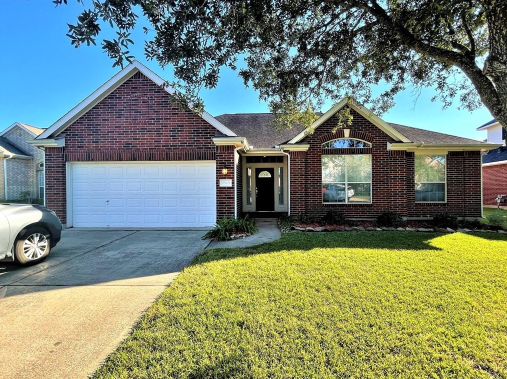 2509 Langley Ct, League City, TX 77573