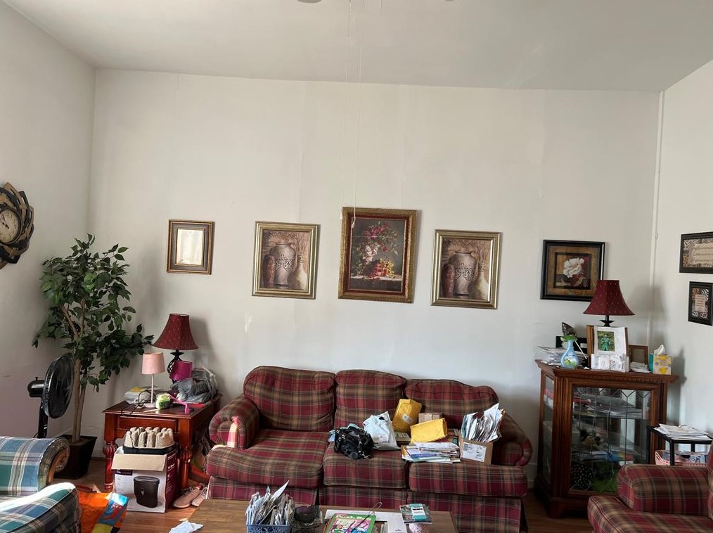 300 Alamo St, Brenham, TX 77833-3654