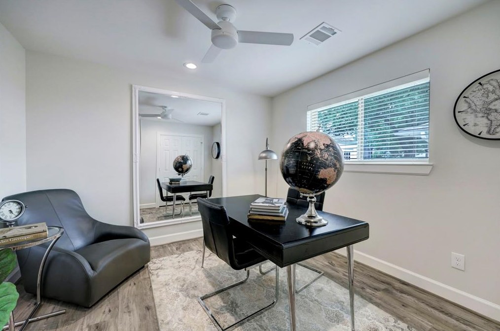 14022 Myrtlea, Houston TX  77079-3207 exterior