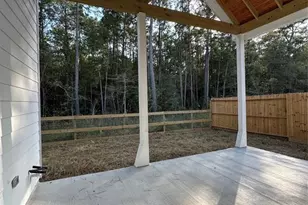 509 Little Spg Ct, Anahuac, TX 77514 - Photo 18