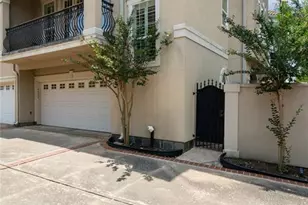 5507 Val Verde St, Houston, TX 77056 - Photo 2